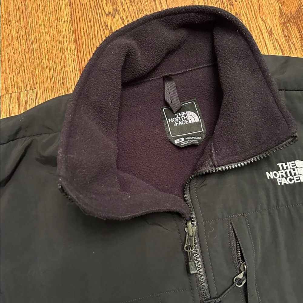 North face jacket - Picture 2 of 5